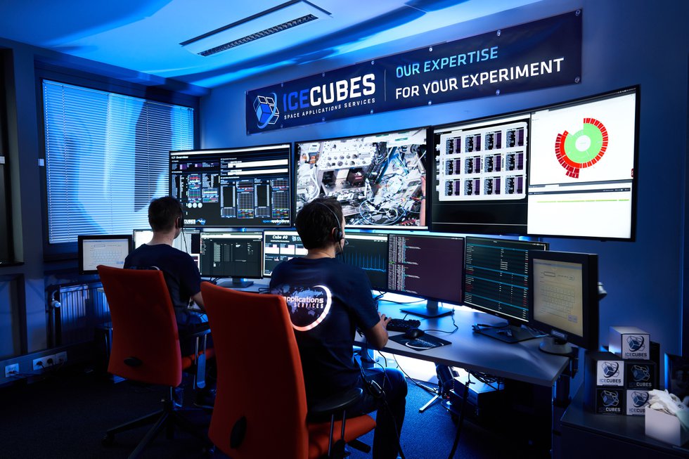 2023_AstroCardia_MissionControlCentre.jpg 2023_AstroCardia_MissionControlCentre.jpg