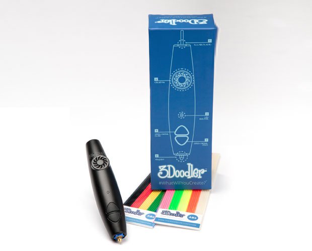 3Doodler-and-Plastic.jpg 3Doodler-and-Plastic.jpg