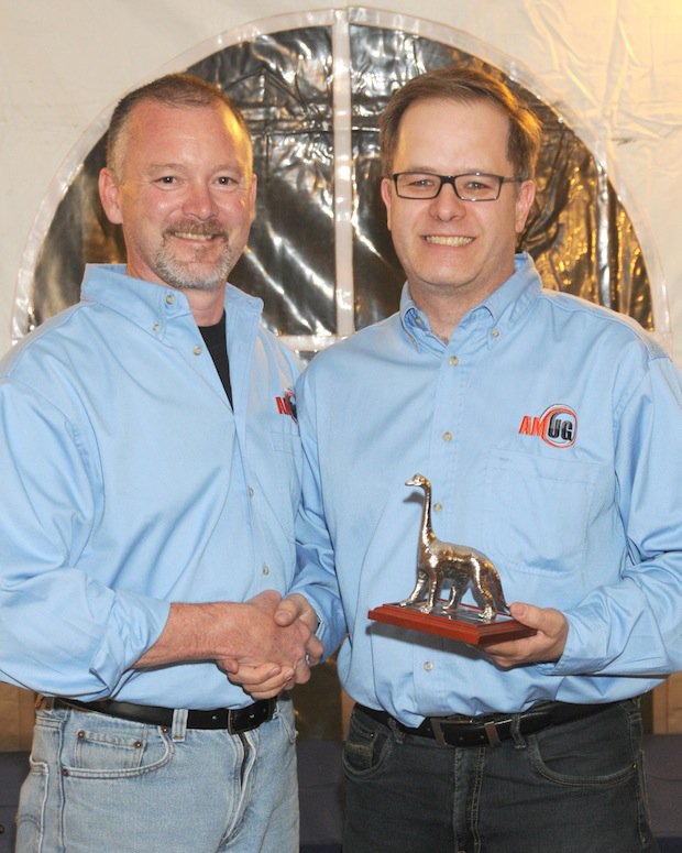 Mark Barfoot receives AMUG DINO award