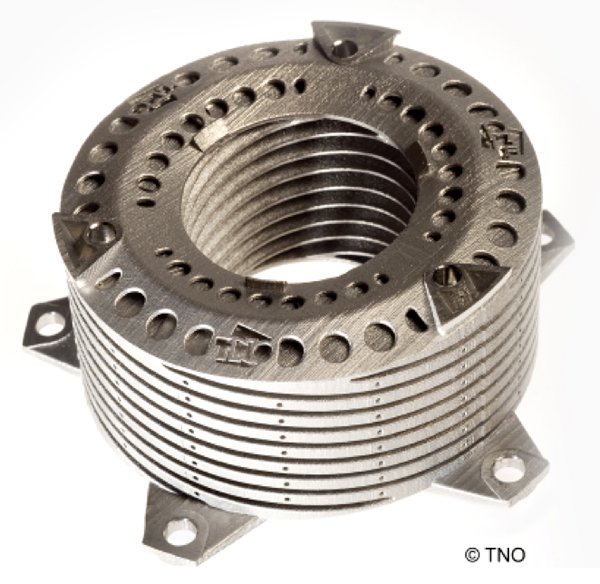 Hollow coil instrument spring Hollow coil instrument spring