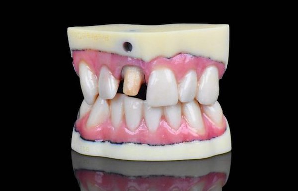 stratasys-j720-model.jpg stratasys-j720-model.jpg