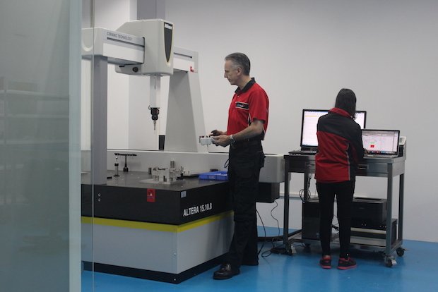 Gordon Styles in Star Rapid’s factory. Gordon Styles in Star Rapid’s factory.