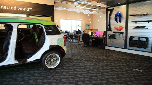 XponentialWorks Mini Workspace