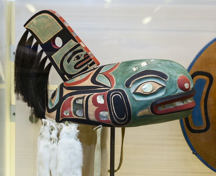 Image 2_ Replica Killer Whale Hat on exhibit in the Smithsonian's National Museum of Natural History. (catalog number E433020. Anthropology Department, Smithsonian Institution. Photo by James Di Loreto)..jpg Image 2_ Replica Killer Whale Hat on exhibit in the Smithsonian's National Museum of Natural History. (catalog number E433020. Anthropology Department, Smithsonian Institution. Photo by James Di Loreto)..jpg