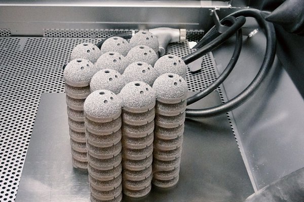 GE EBM stacked hip cups_half.jpeg GE EBM stacked hip cups_half.jpeg