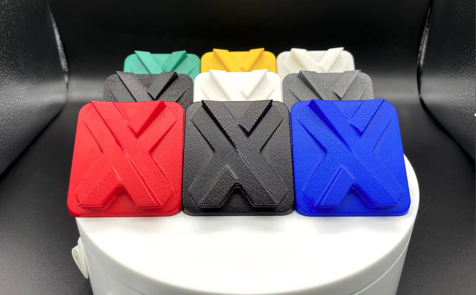 Vapour smoothed coloured SLS and MJF parts Vapour smoothed coloured SLS and MJF parts