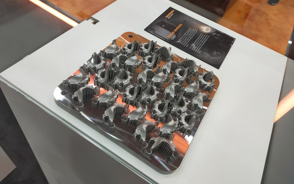 Partial dentures 3D printed with Renishaw's TEMPUS technology Partial dentures 3D printed with Renishaw's TEMPUS technology