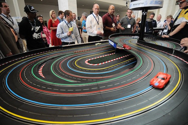 Materialise Slot Car Races