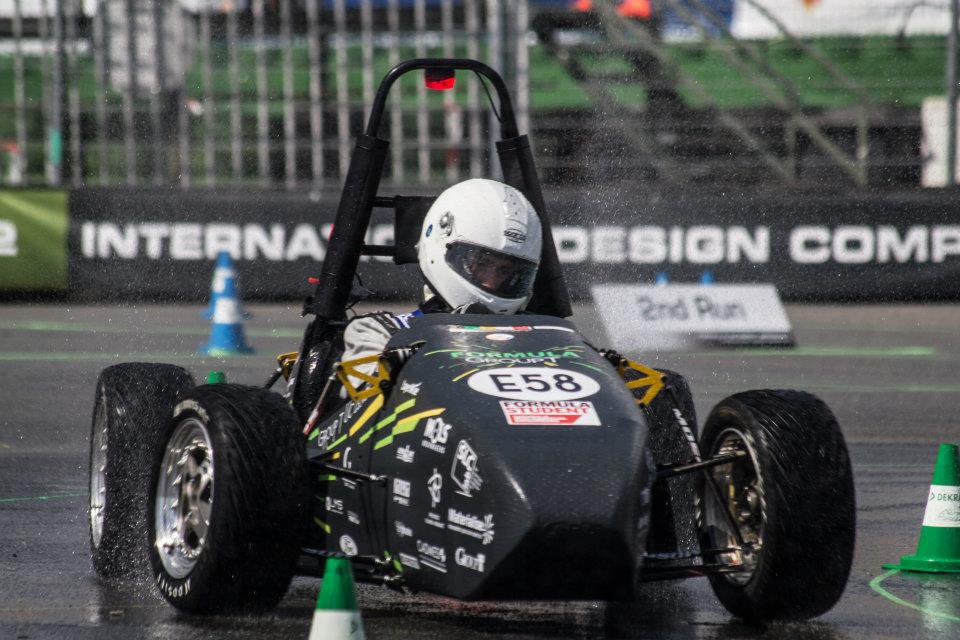 The Areion hits the track 2.jpg