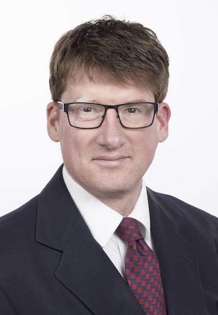 Mark Lowe CMA.jpg Mark Lowe CMA.jpg