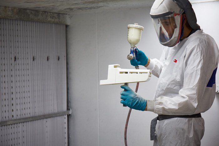 Painting the parts.jpg Painting the parts.jpg