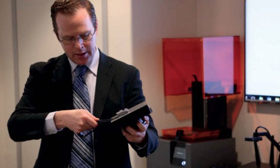 Dr. Michael Scherer delivers his 3D printing in dentistry workshop Dr. Michael Scherer delivers his 3D printing in dentistry workshop