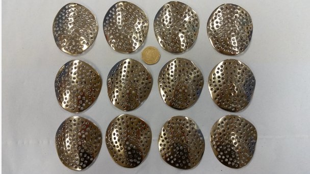 Cranial plates come in all different shapes and sizes. Cranial plates come in all different shapes and sizes.