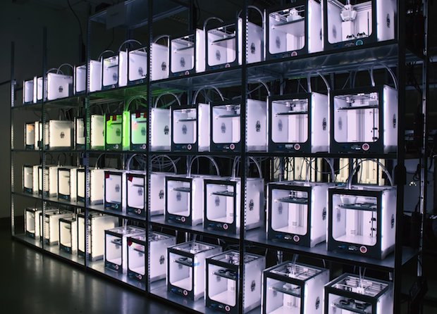 AMS Print Factory Ultimaker      AMS Print Factory will provide manufactures with state-of-the-art set-ups consisting of desktop 3D printers from leading players like Ultimaker. - Ultimake...