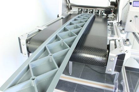 BLACKBELT 3D large format printing                For prints of 1300mm or longer, Blackbelt recommend using the roller table to provide additional support during the printing process.