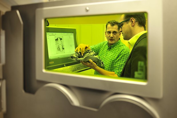 Fraunhofer bugatti brake caliper      A demo of how the Bugatti titanium brake caliper was additively manufactured. - Marc Steinmetz