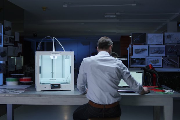 Ultimaker S5      Ultimaker S5 - YouTube/ Ultimaker