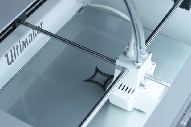 Ultimaker S5      Ultimaker's S5 in operation. - YouTube/ Ultimaker