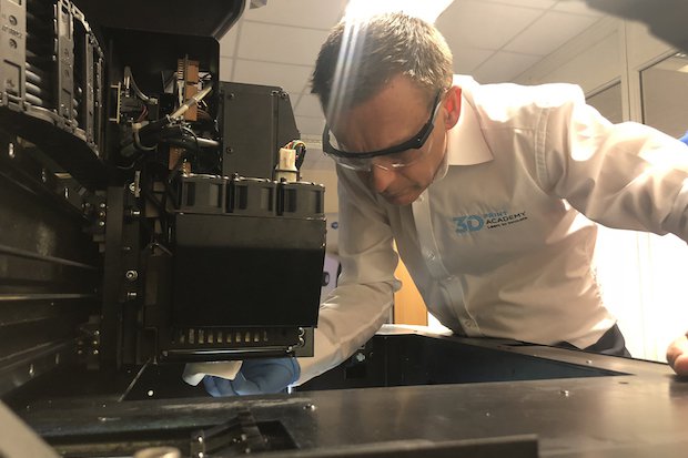 Stratasys Tri Tech training programme      The first Stratasys Authorised Training Center in the UK offers a range of courses to ensure users maximise their investment in 3D printing.