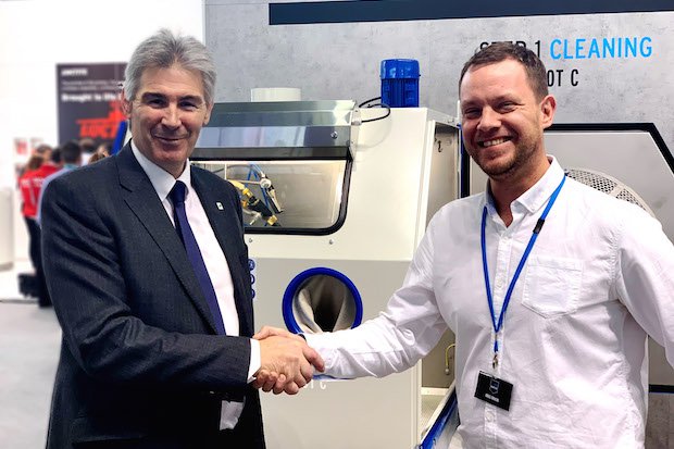 Dyemansion Matsuura      Left to right: Roger Howkins, MD of Matsuura Machinery Ltd and Greg Gracki, Sales Partner Manager, DyeMansion.