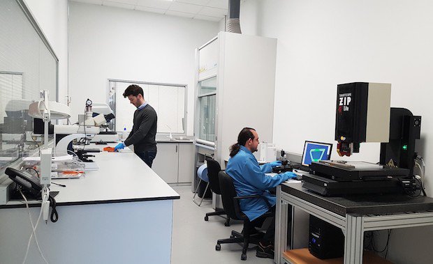 Renishaw opens solutions centres in Spain and Italy.