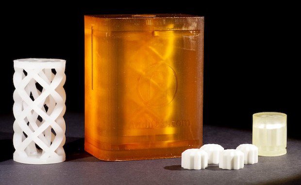 Freeform Injection Molding has been developed to combine the benefits of additive manufacturing with injection moulding.