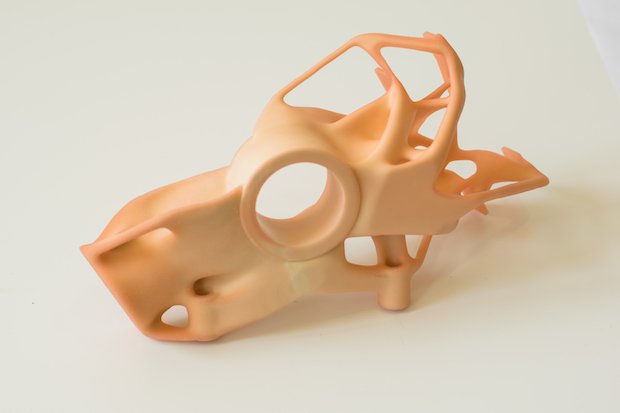 ParaMatters Suspension upright 3D printed with PMMA      Suspension upright 3D printed with PMMA. - ParaMatters