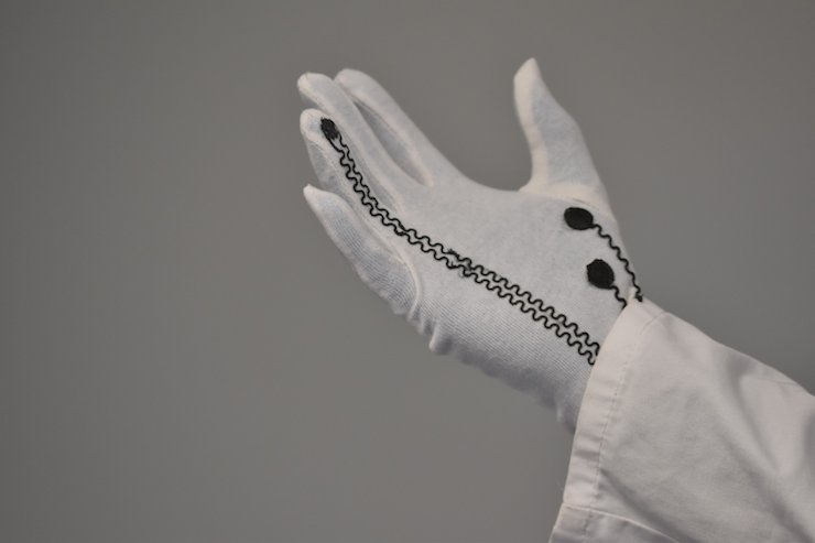 Diagnostic glove - Intertronics