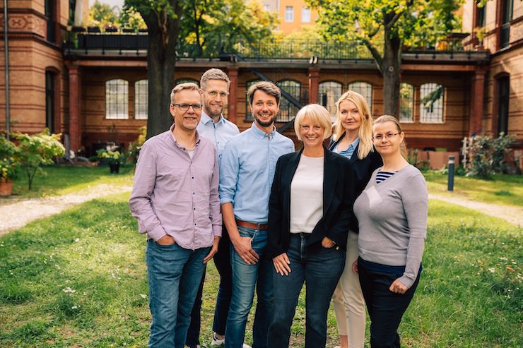 (from left: Dr Gunnar Schulze, Dr Ole von Seelen, Florian Reichle (all trinckle), Kerstin Herzog, Susanne Samwer (both HZG Group), Dr Marlene Vogel (trinckle). - trinckle