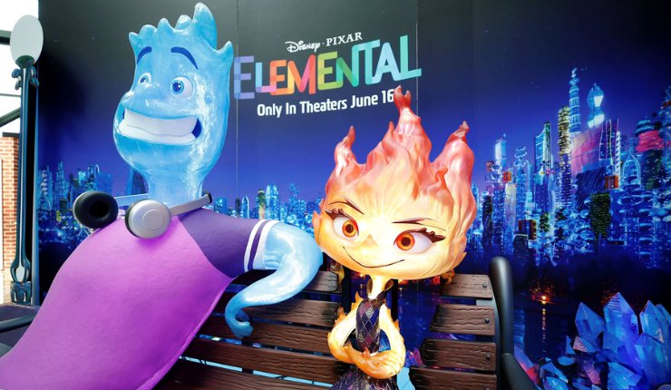 The full-size models of the two main characters, Wade (left) and Ember (right) at one of the premieres. - Nexa3D/Gentle Giant Studios