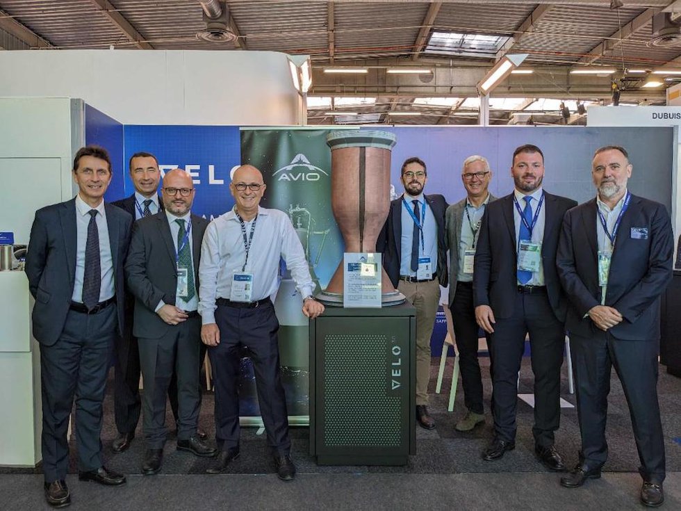 AVIO and Velo3D teams at Paris Air Show