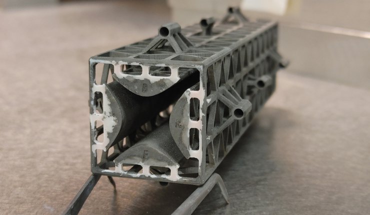 An example of a 3D printed miniaturized quadrupole mass filter. - Massachusetts Institute of Technology