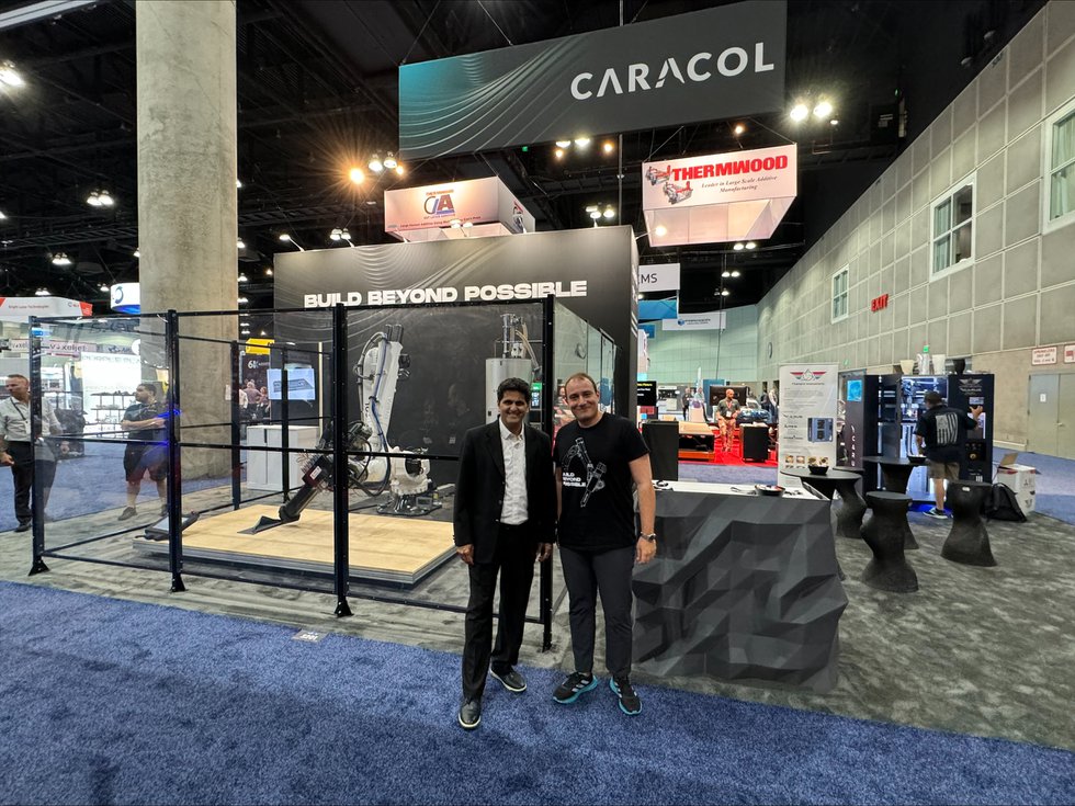 Caracol CEO Francesco De Stefano with Rajeev Kulkarni at RAPID + TCT 2024. - Caracol