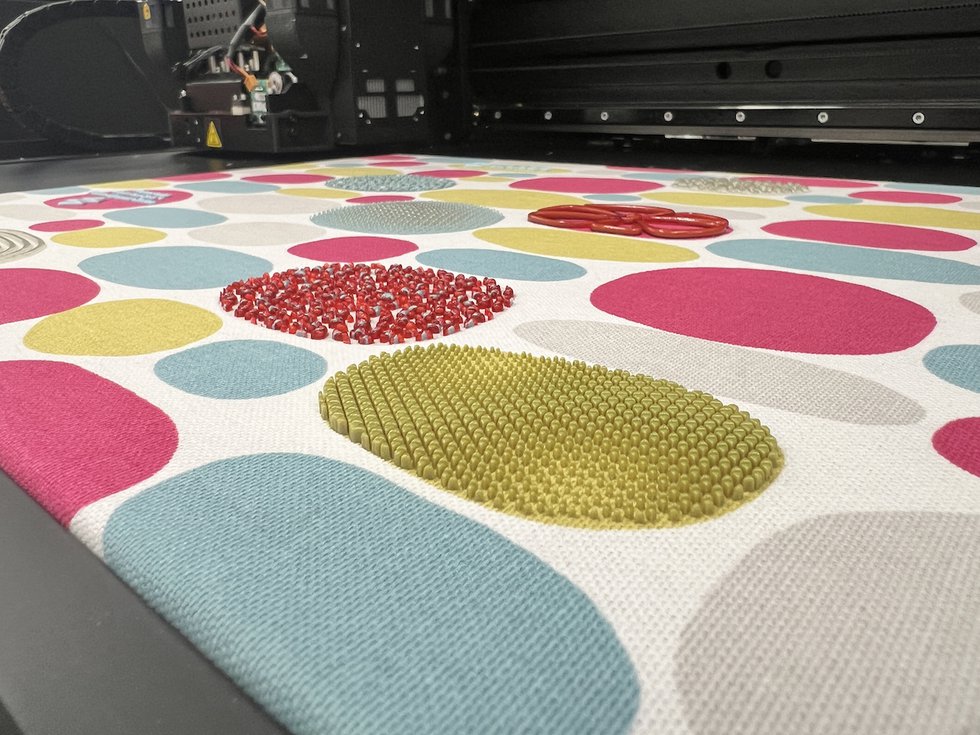 TechStyle Alignment Station - Stratasys