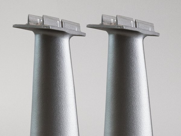 Demonstration turbine blades additive manufactured in EOS IN738. - EOS