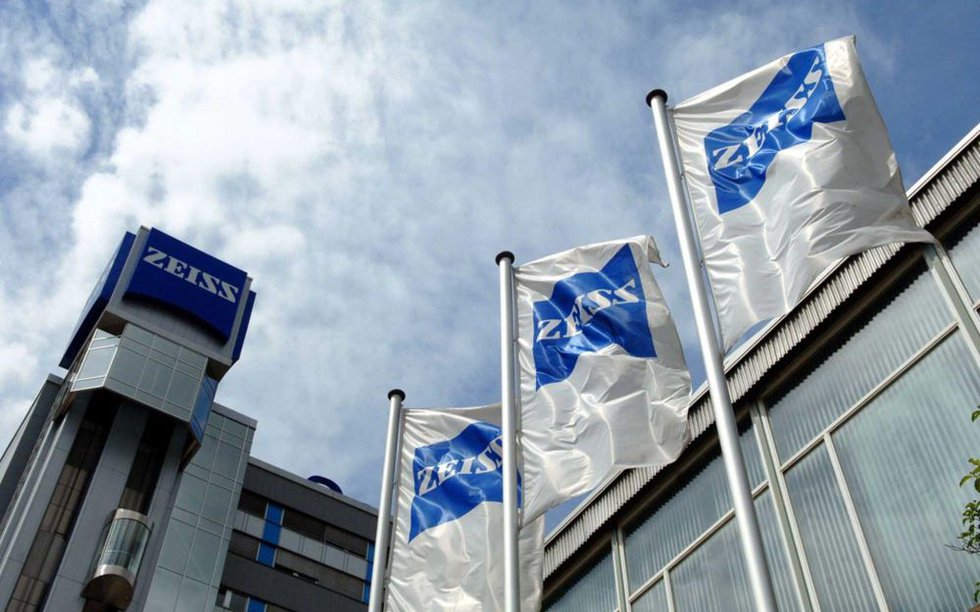 ZEISS to reveal seven new metrology technologies and software updates. - ZEISS