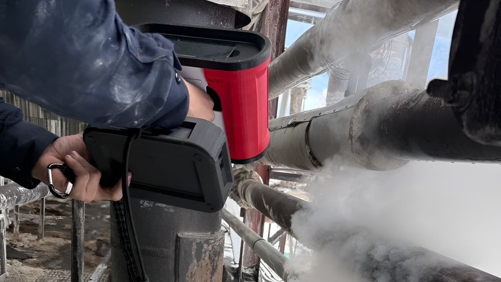 Artec Leo in action. - Artec 3D