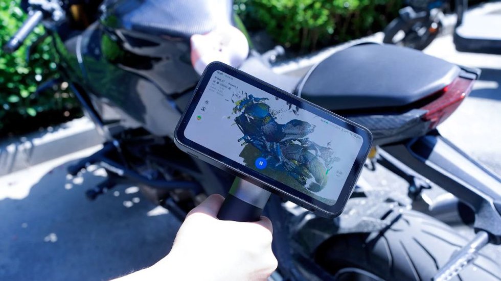 SHINING 3D EinScan Rigil in action. - SHINING 3D