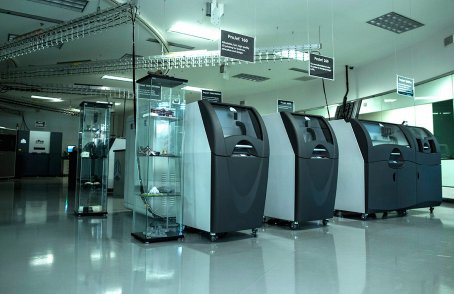 Rock Hill Headquarters 3D printing interactive demonstration space.      Rock Hill Headquarters 3D printing interactive demonstration space.