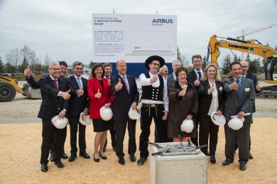 Ground-breaking ceremony for the E-Aircraft System House.