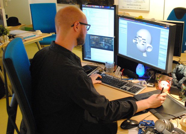 Andy Goralczyk Bender Institute      Andy Goralczyk, art director at the Blender Institute, works on the Agent 327 animation project. - LulzBot