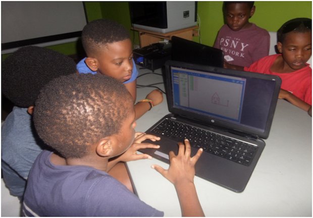 Brainiacs Robotics      Nigerian children take on coding