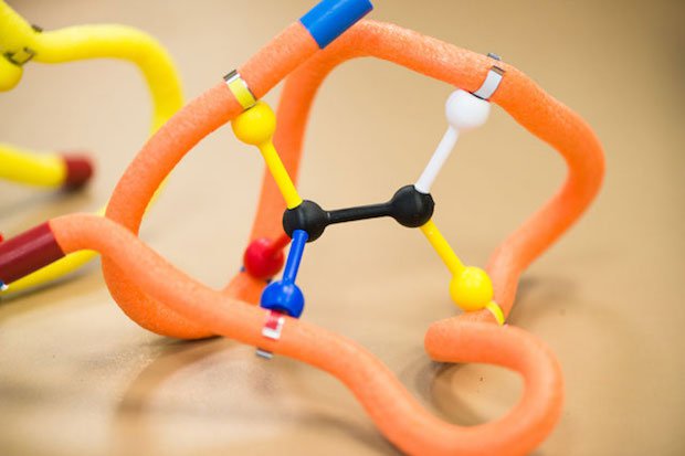 Carbon MSOE science      The Milwaukee School of Engineering (MSOE) has taken advantage of Carbon’s CLIP technology to 3D print molecular model kits which advance the teaching of sciences ...