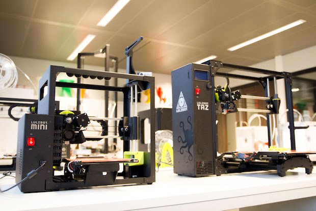LulzBot Mini and TAZ      colorFabb is to add the LulzBot Mini and TAZ 6 3D printers to its webshop, making the printers available to a wider European audience.