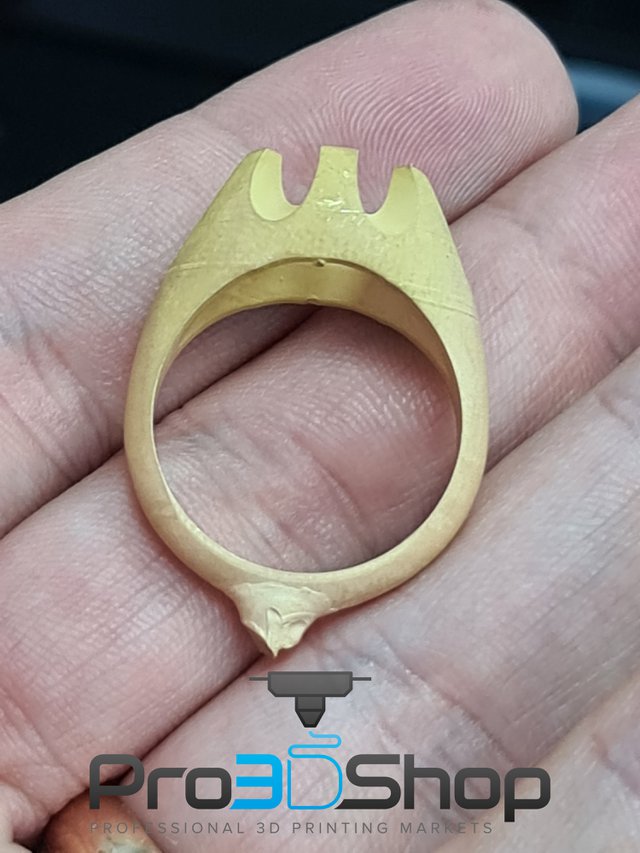 RawCasting X10 – Printed on the Solus Pro with Bluecast X10 SLA Resin, Cast in 18ct Yellow gold by DM and Sons a big showpiece gipsy style ring.