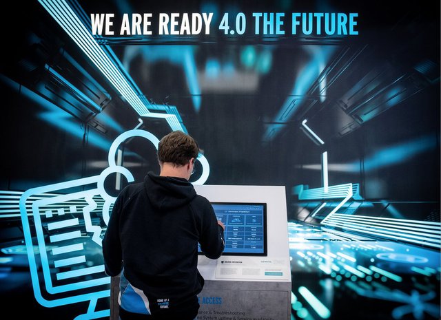 Ready 4.0 the future: The DyeMansion systems are ready for automation &amp; digitalization and enable industrialization of AM.