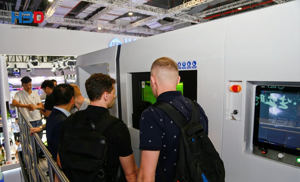 A closer look at the HBD E1000 3D printer at TCT Asia 2023