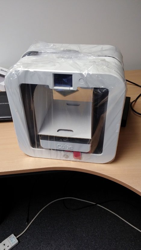 3D Systems Cube 3 3D Printer first impressions - 20141218 095122