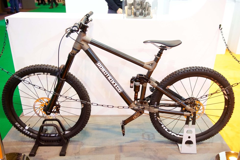 Robot Bike Co's bespoke bike frame made with Rensiahw metal 3D printing.jpg